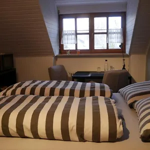 Homestay Ruhiges Naehe Messe Mit Wallbox, Nuremberg