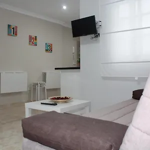 nice-and-new-studio-very-close-to-the-city-center.es-andalucia.com/